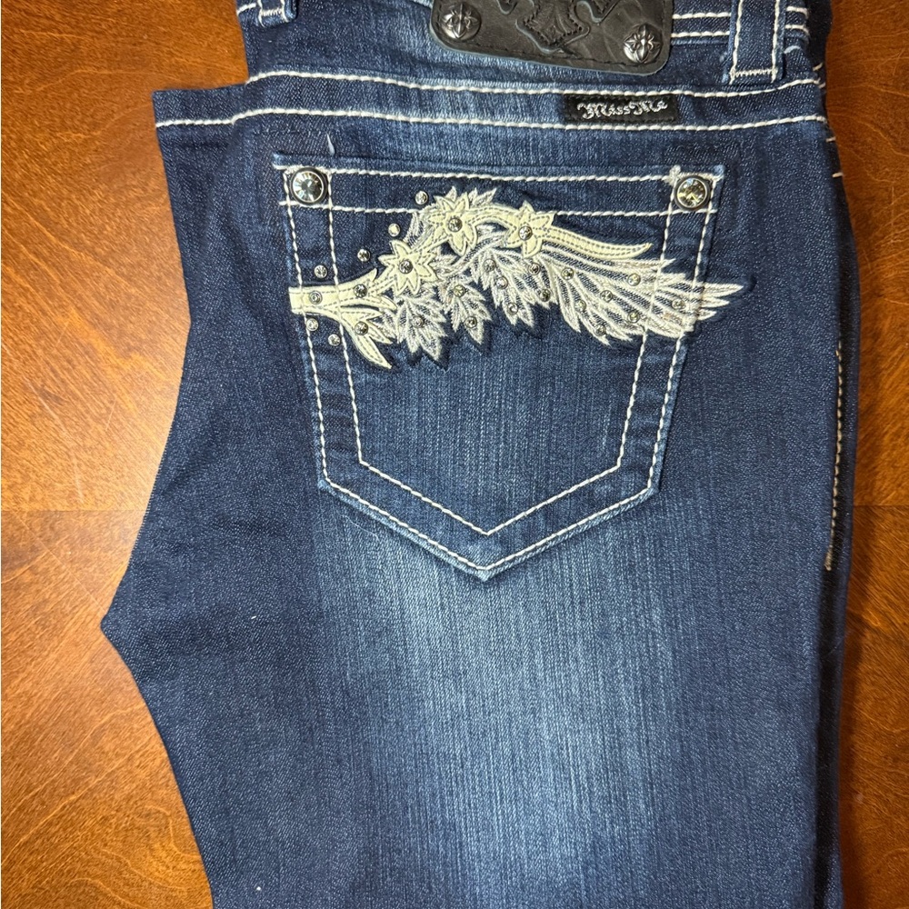Miss Me Dark Blue Jeans with Cream Embroidery Size 28